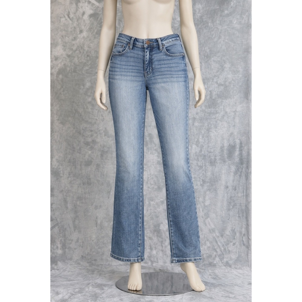 BKE Denim Jeans Womens Flare Light Wash Size 32x30 Stretch‎ Bootcut